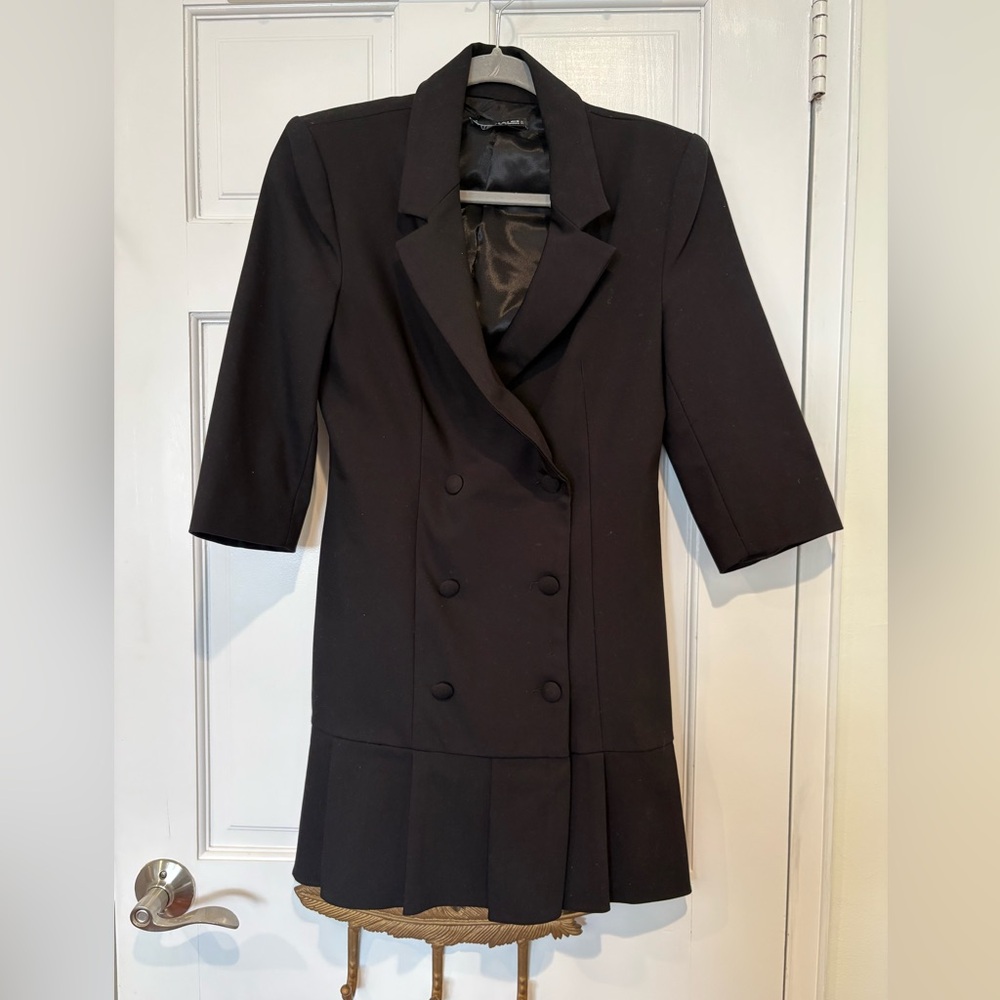 Zara black blazer tuxedo dress pleated skirt size 6
